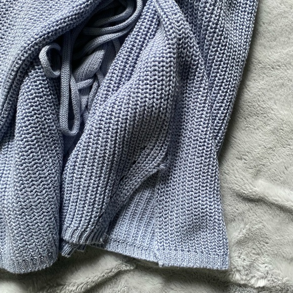 Forever 21 - Periwinkle Blue Cropped Sweater - Size M - Picture 5 of 6